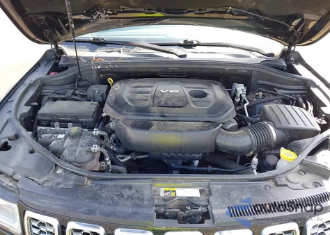 2018 Jeep Grand Cherokee Overland 4X4 из США, поврежденный, VIN 1C4RJFCG5JC437475